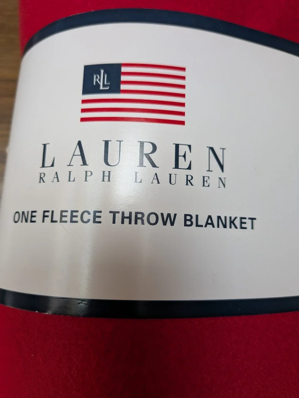 NWT Lauren Ralph Lauren Red Flag Embroidered Fleece Throw Blanket 50x70 Inches